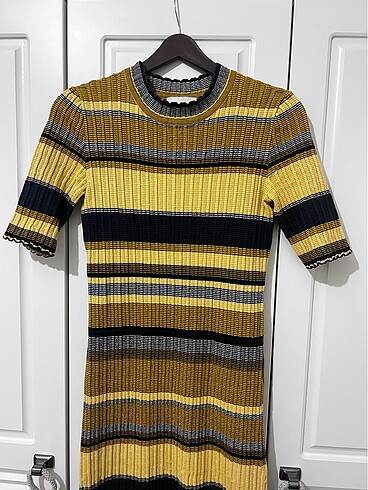 H&M H&M midi elbise