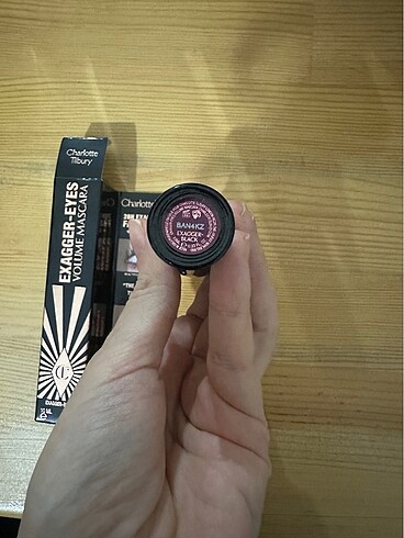 Beden Charlotte Tilbury Exagger Maskara