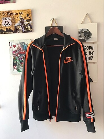 Nike eşofman üstü