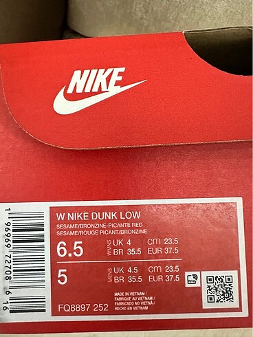 37,5 Beden NİKE DUNK LOW