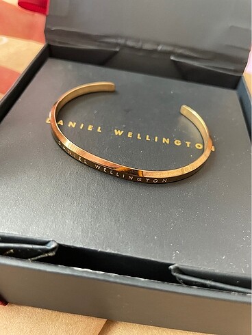  Beden DANİEL WLLİNGTON BİLEKLİK