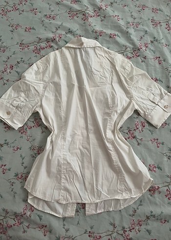Düğmeli Beyaz Keten Kısa Kollu Gömlek - Görsel 3