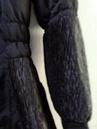 Abiye le giyilebilecek tarzda bı uzun mont - Görsel 3