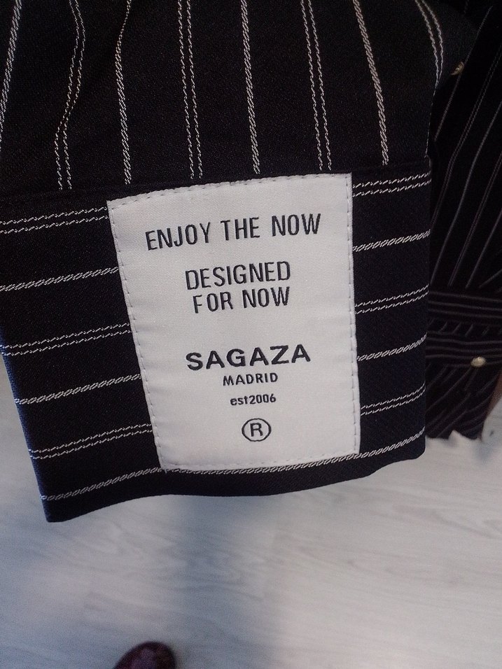 Düğmeli Çizgili Uzun Kollu Kadın Gömlek - Görsel 4