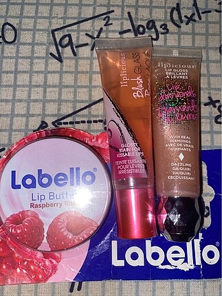 LIP GLOSS