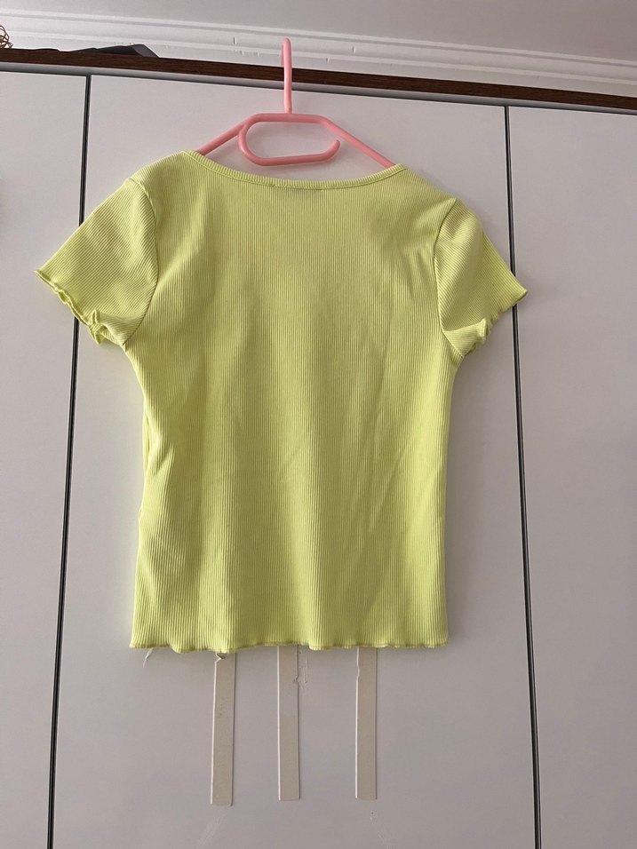 Sarı Kısa Kollu Tişört - Görsel 2