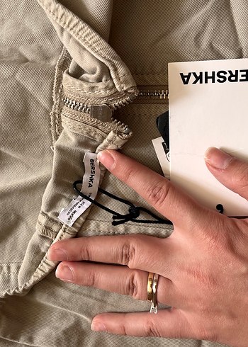 Bershka haki boyundan askılı mini denim Elbise - Görsel 4