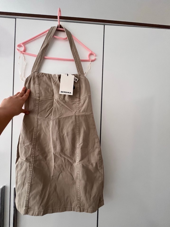 Bershka haki boyundan askılı mini denim Elbise - Görsel 2
