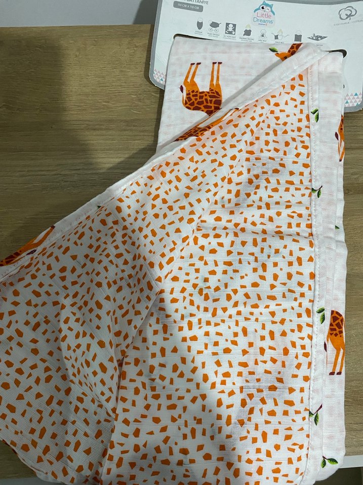 Çocuk Battaniyesi, Zürafa Desenli, Camel Renk - Görsel 3