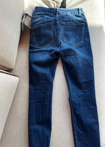 Yırtık Detaylı Kadın Koyu Mavi Denim Jean - Görsel 2