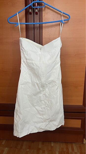 Beyaz Elbise - Görsel 3