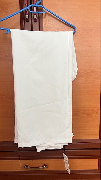 Beyaz Pantolon - Görsel 2