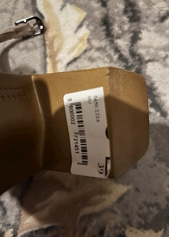 Bej Deri Kadın Dolgu Topuklu Sandalet - Görsel 5