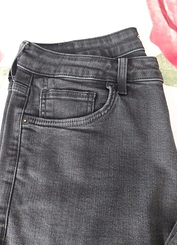 31 Beden gri Renk Collins jean pantolon 