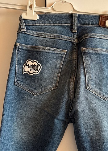 xs Beden mavi Renk Nakışlı Düğmeli Mavi Kadın Kot Pantolon