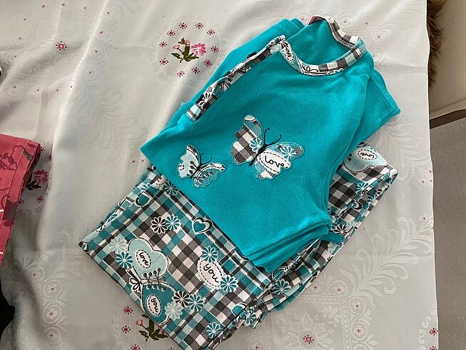 Kadın pijama takımı