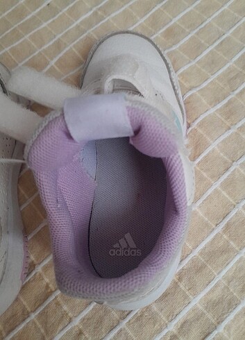 25 Beden Adidas spor ayakkabısı