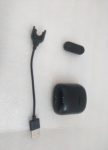 Akkılı saat ve Bluetooth kulaklık