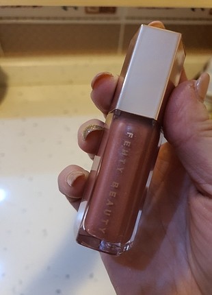 Fenty gloss 