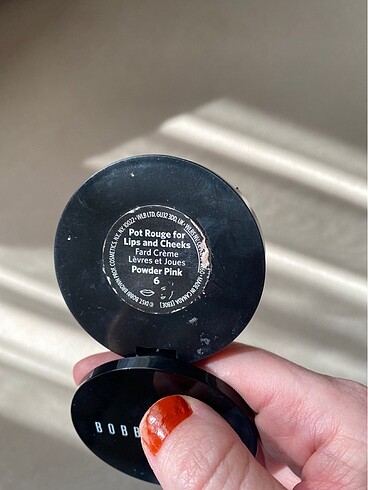  Beden Bobbi BROWN allık