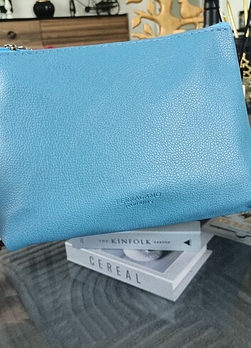 Ferragamo çanta