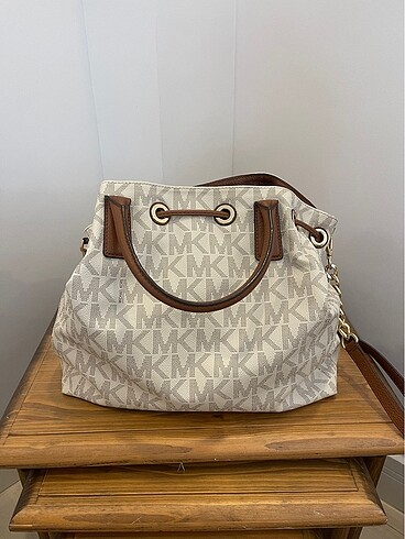 Beden Michael Kors orijinal çanta