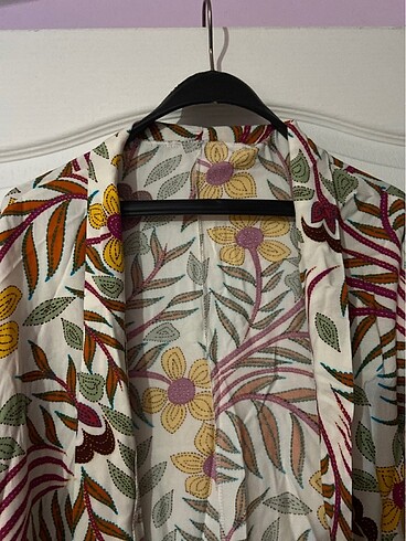 s Beden Çiçekli Kimono