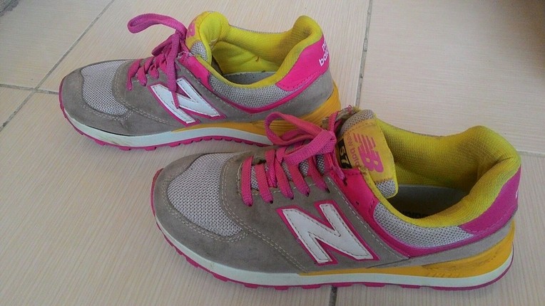 New Balance Ayakkabı