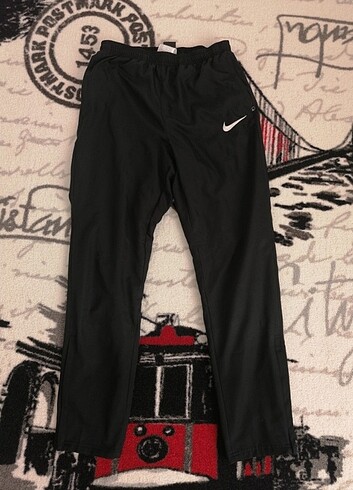 Nike Erkek Eşofman Altı 