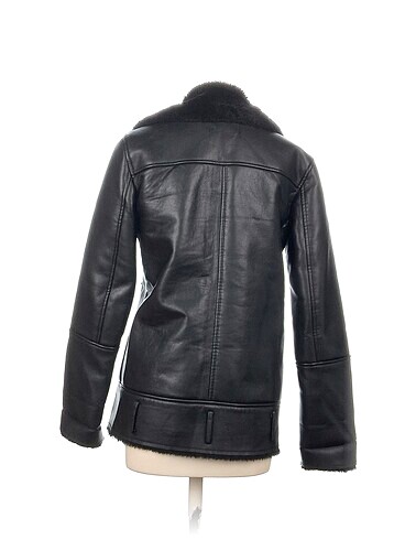s Beden Stradivarius Kaban %70 İndirimli.