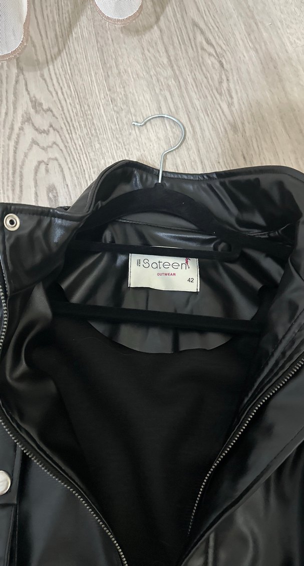 Siyah Deri Kemerli Kadın Ceket - Görsel 2