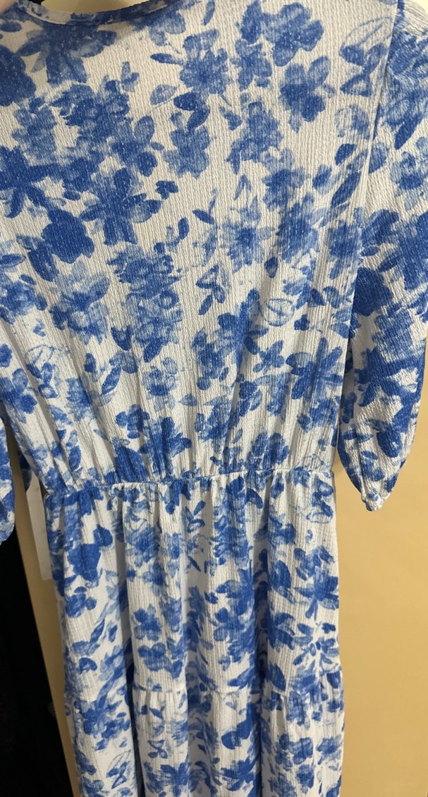 Mavi Çiçekli V Yaka Uzun Elbise - Görsel 4