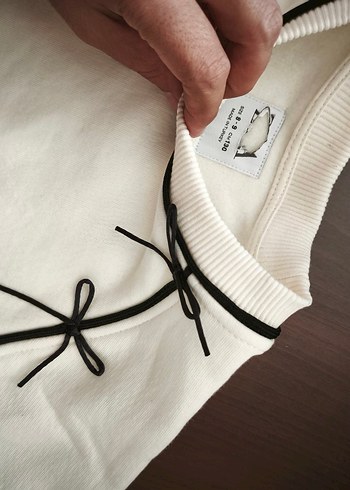 H&M H&M Kız Beyaz Bisiklet Yaka Sweatshirt