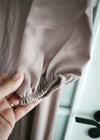 Armine Bej Uzun Kollu Salaş fermuarlı Medine ipeği Ferace