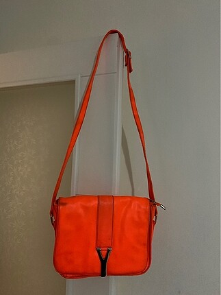 Neon turuncu çanta
