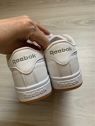 38,5 Beden Reebok klasik beyaz sneaker