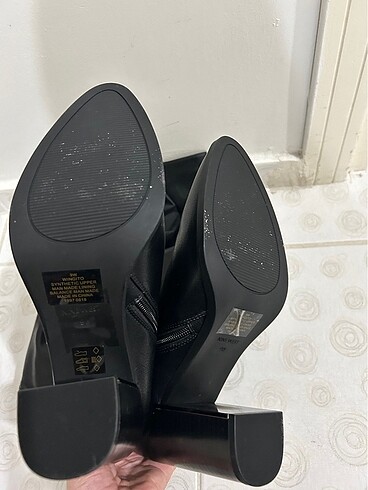 40 Beden Nine West topuklu çizme