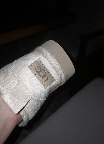 37 Beden Ugg marka bot