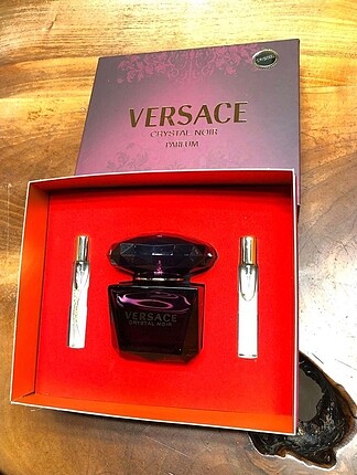 VERSACE CRYSTAL NOIR