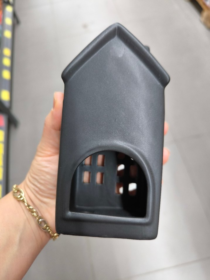 Siyah Seramik Ev Şeklinde Mumluk - Görsel 4