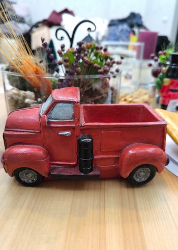 Kırmızı Renkli Dekorasyon Kamyon - Görsel 3