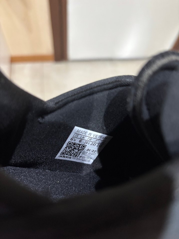 Adidas spor ayakkabı - Görsel 4