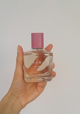 red vanilla parfüm