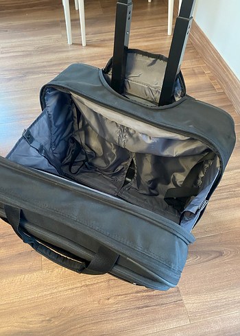  Beden siyah Renk Samsonite pilot çantası valiz
