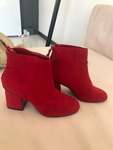 Bershka Topuklu bot