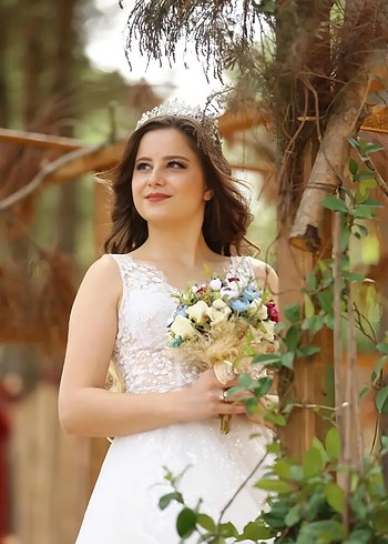 A kesim helen gelinlik