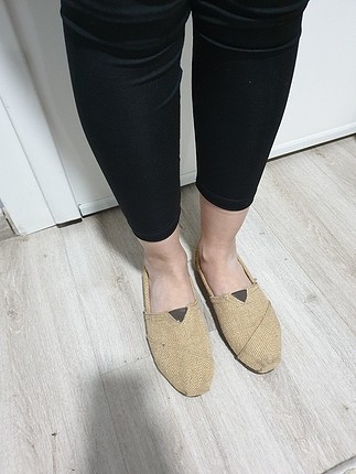 toms 