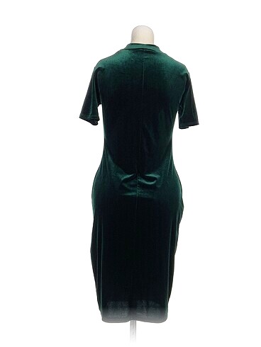 m Beden PreLoved Uzun Elbise %70 İndirimli.