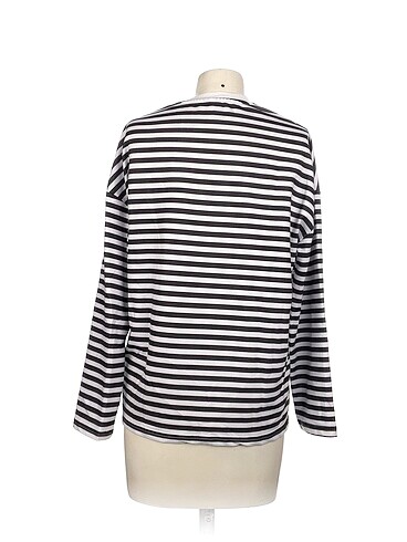 m Beden Diğer Sweatshirt %70 İndirimli.
