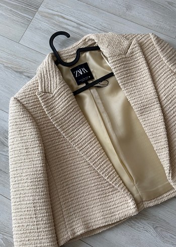 Bej Kısa Örgü Dokulu Kadın Ceket - Görsel 2